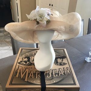 Alluring OverSized Beige Hat with Large Flower In Front and Design on Back
